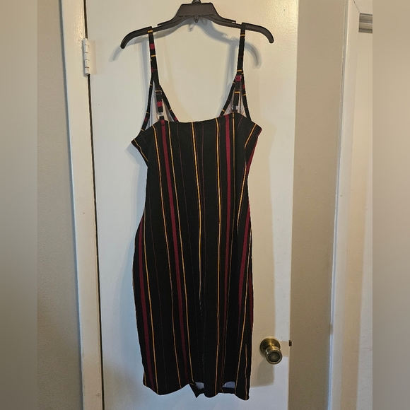 Almost Famous Multicolor Striped Asymmetrical Dress -2X - Picture 4 of 4
